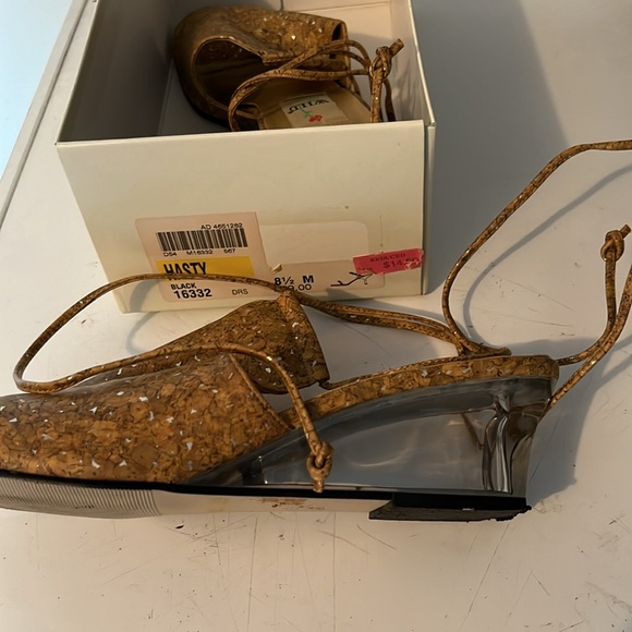 Espadrille thin ankle laceup wedge, tan, Size 8 - Picture 2 of 3